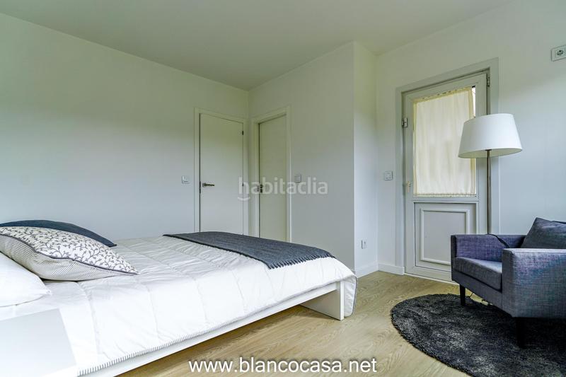 Foto 64012b2e-d5fd-44d9-80a1-dd465a8c2263. Casa lujosa, moderna y con un gran terreno en Carballo