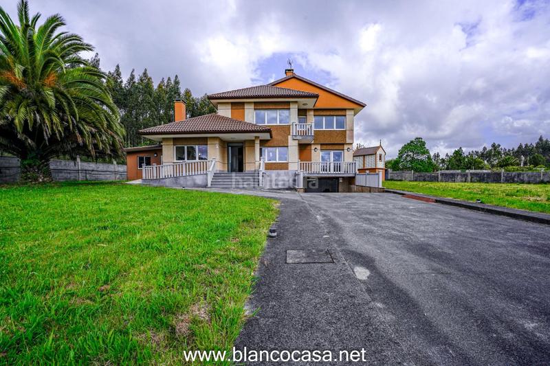Foto 8dcb294a-d349-4426-8756-c532752dabdc. Casa lujosa, moderna y con un gran terreno en Carballo