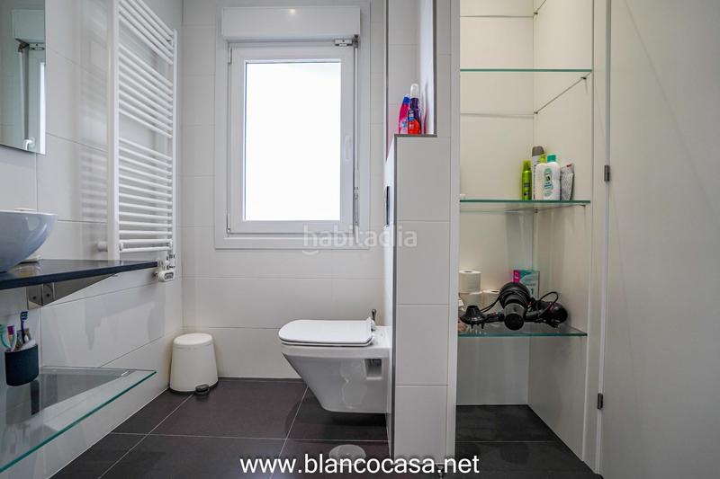 Foto a920cdeb-7d00-4515-b280-e2ee0ed338c4. Casa lujosa, moderna y con un gran terreno en Carballo
