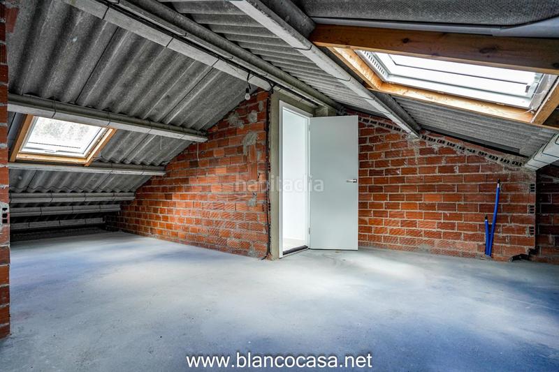 Foto c6b0c46f-f028-4e6c-bcd9-77e842032044. Casa lujosa, moderna y con un gran terreno en Carballo