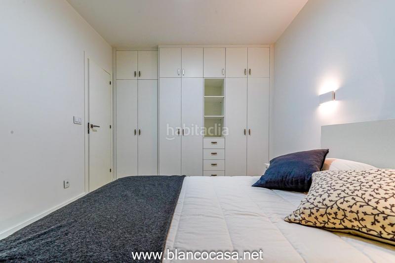 Foto ddee0dbf-e03e-4b2d-8efb-31fcdbcec41e. Casa lujosa, moderna y con un gran terreno en Carballo