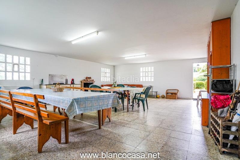 Foto 1499ef14-8caa-42d8-88b3-7f4f5e2d0087. Casa  con terreno en Carballo