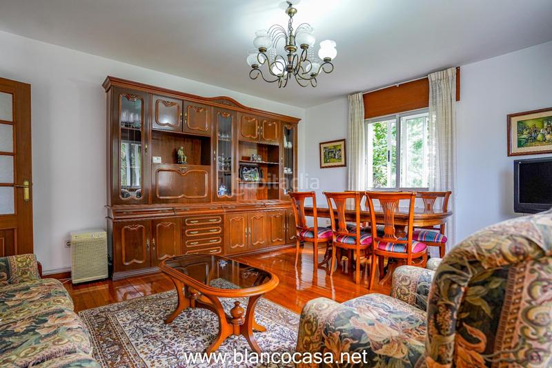 Foto 37b91604-efbd-4893-b640-9ca1a587e6af. Casa  con terreno en Carballo