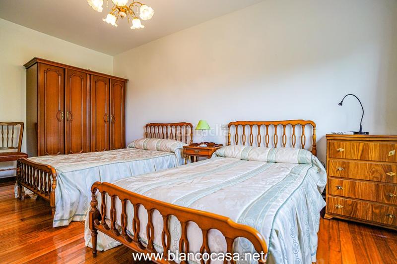 Foto 4362af60-22e7-4a56-869e-8eba3dda6216. Casa  con terreno en Carballo