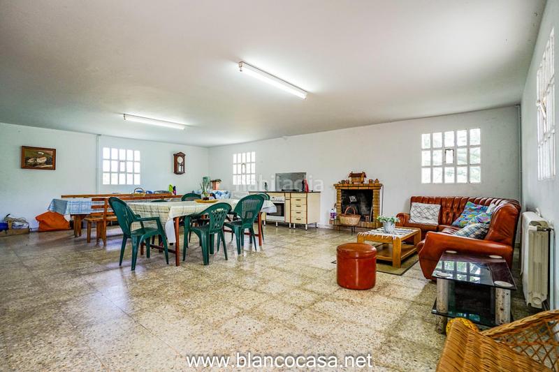 Foto 77ce0c1a-98d9-4be9-a2e2-18b87e148d80. Casa  con terreno en Carballo