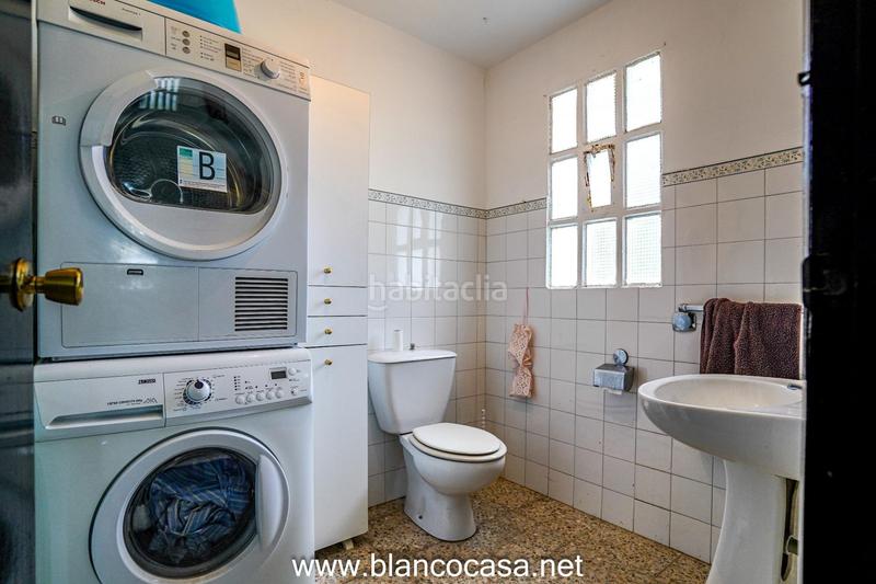 Foto 88d03088-d71a-40b1-aca1-2ba18a91952e. Casa  con terreno en Carballo