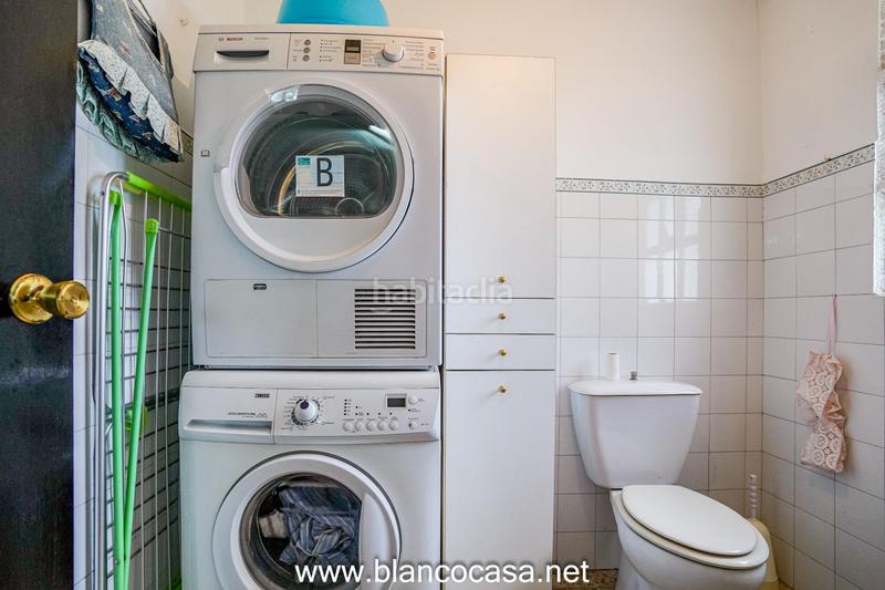 Foto 99ea4fcf-0f79-41db-95f6-82fc8e0ce88f. Casa  con terreno en Carballo