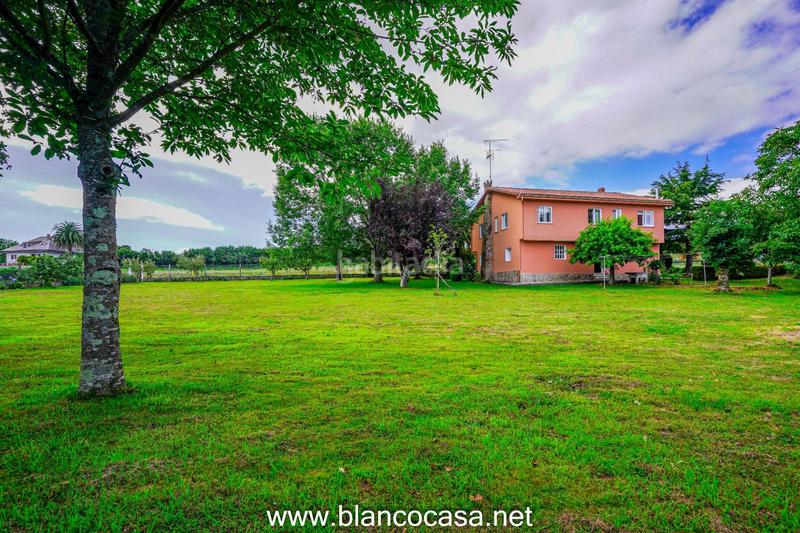 Foto 9b1b34f5-4293-44fc-a83d-827328ecfb27. Casa  con terreno en Carballo