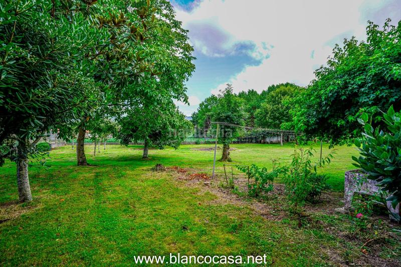 Foto d739f476-1538-49e7-8876-fa33fae0c776. Casa  con terreno en Carballo