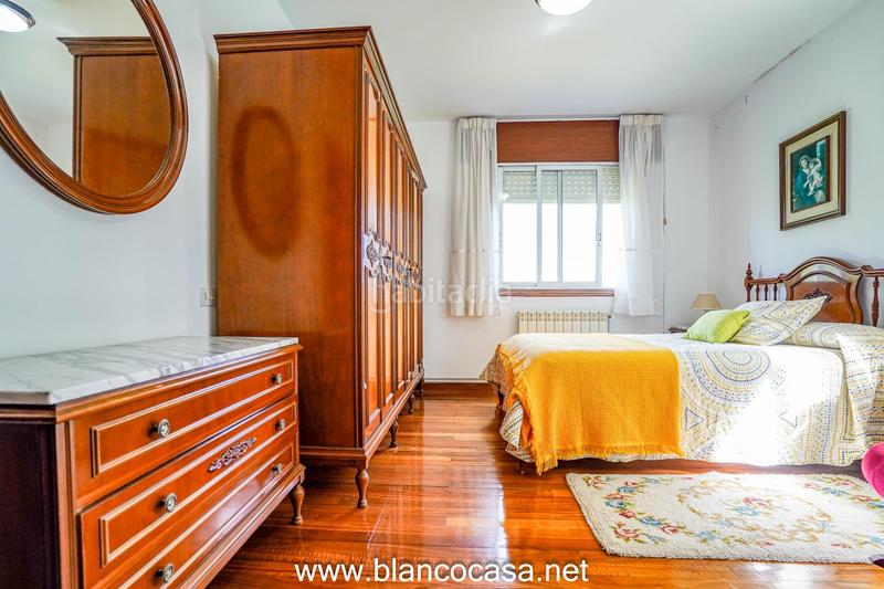 Foto f2b9fd57-c493-4224-98f6-de8c817ad627. Casa  con terreno en Carballo