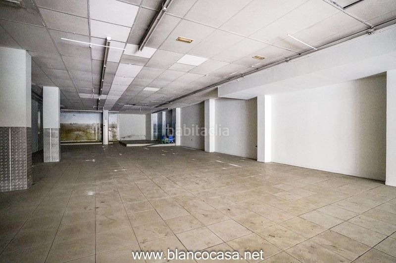 Foto 26330b53-6d98-4fab-a9d4-a54eb1994c06. Local comercial a Carballo