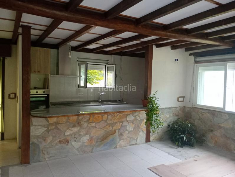 Foto 80af9874-8587-47dd-a6a6-c87aaac4f445. Casa adosada inmobiliaria fincas saviñao vende casa para opcion de turismo en Sober