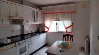 Piso  Ra doutor casares. Inmobiliaria fincas saviao vende piso en monforte de lemos , ca