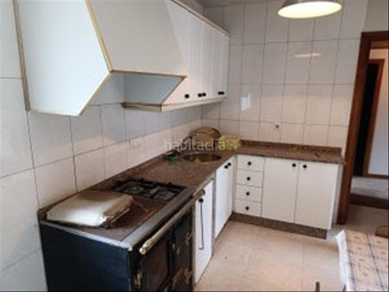 Foto 5ef1a23f-0ca6-43c1-8a9e-06c56d3d300c. Casa adosada inmobiliaria fincas saviñao vende casa de pueblo en Saviñao (O)