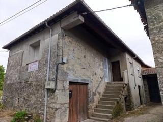 Casa adossada  N/a. Inmobiliaria fincas saviñao  vende casa de pueblo