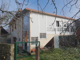 Casa a Saviñao (O). Inmobiliaria fincas saviñao vende casa rural para entrar a vivir