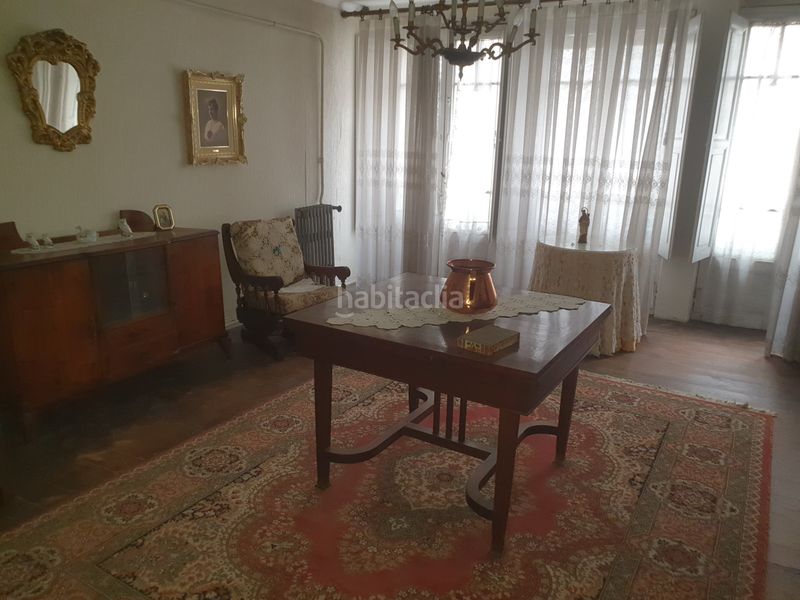 Foto 274cfe1e-be27-4cd0-bd47-c944c298680d. Casa adossada a Monforte de Lemos