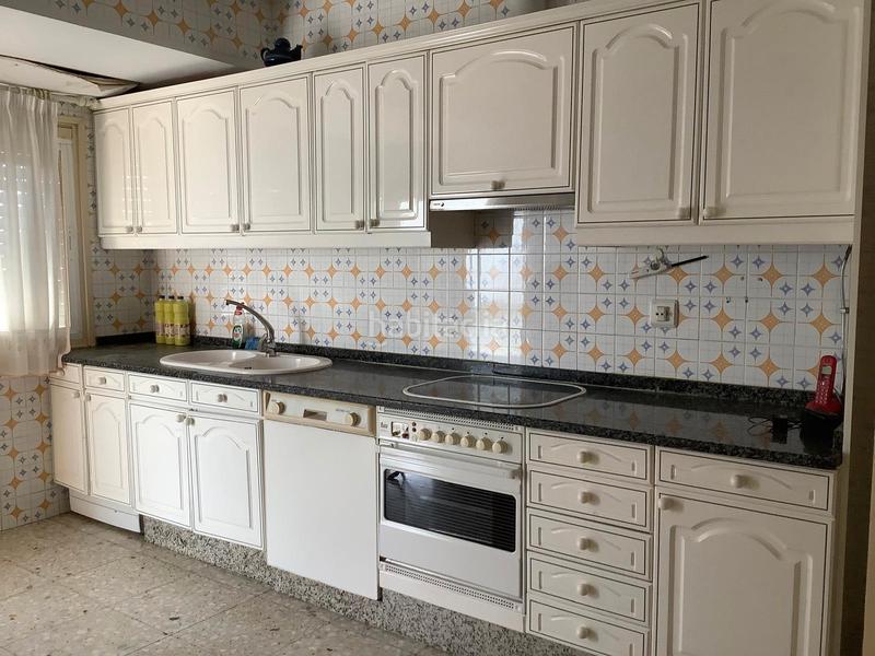 Foto 55e5d390-29bf-4f89-b4b9-2f373ed705a9. Casa adossada amb calefacció aparcament a Monforte de Lemos