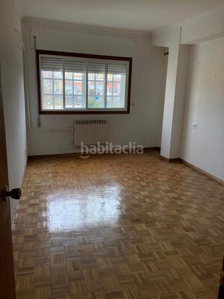 Foto 70565a17-6101-4a84-8d26-ccf1a81da4bd. Casa adossada amb calefacció aparcament a Monforte de Lemos