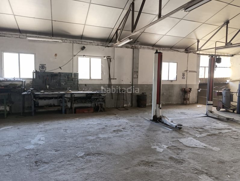 Foto 4a31d6d3-afc7-4f90-a569-f14e06ffe474. Nau industrial a Quiroga