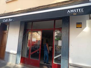 Local Comercial a Monforte de Lemos. Bajo con bar equipado en pleno funcionamiento