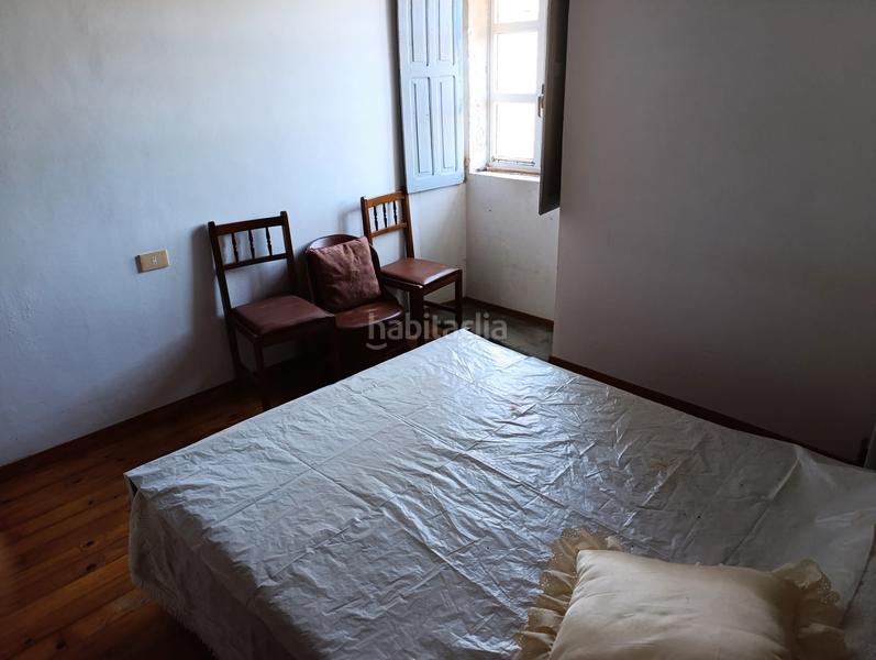 Foto b4d733b9-e2b1-4eb2-b45d-3397eaee6965. Masía casa de piedra y gran terreno en Saviñao (O)