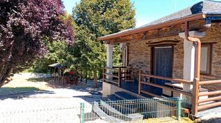 Masia a Saviñao (O). Casita de campo restaurada