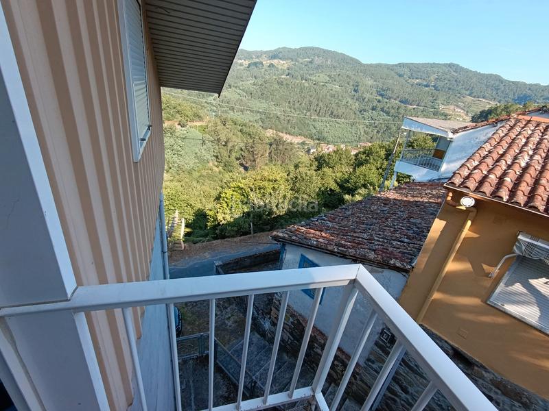 Foto 89d0f980-1fad-4714-a984-dc0cfc45d56b. Xalet amb xemeneia aparcament a Nogueira de Ramuín