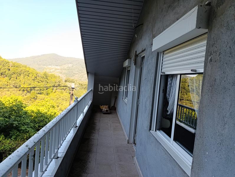 Foto e24246b1-c6cb-4aed-ba60-ba7ba74cc3e9. Xalet amb xemeneia aparcament a Nogueira de Ramuín