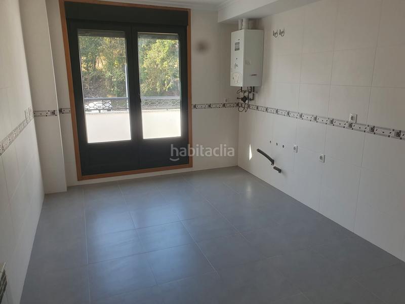 Foto 81a39fc9-db4d-4fe7-a909-d39985e6e83c. Appartement avec chauffage parking dans Sarria