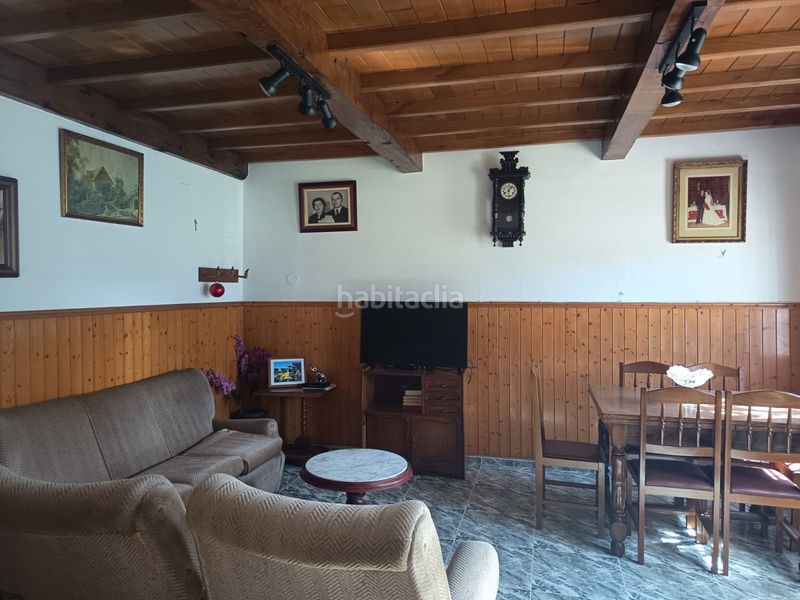 Foto c05a3d46-b7fe-4f78-8368-6de6b28fd6ae. Casa amb calefacció aparcament a Monforte de Lemos