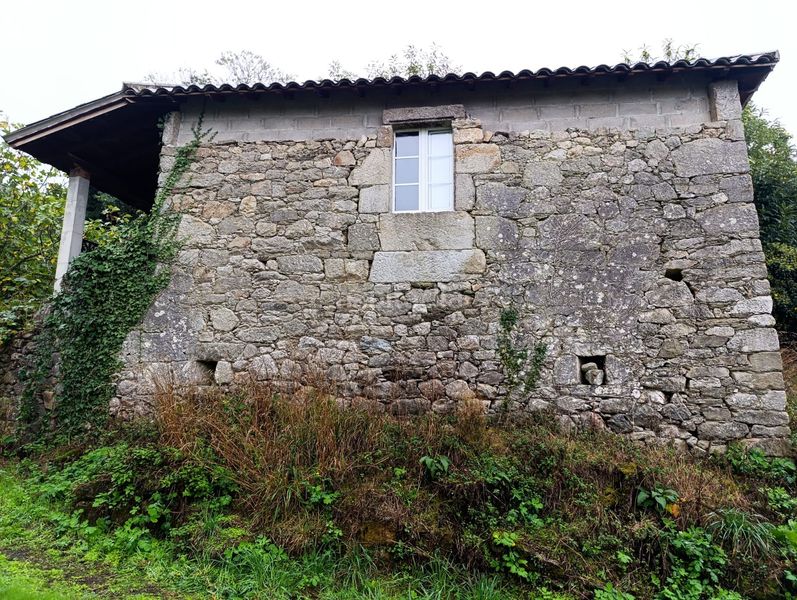 Foto 5b94f9eb-1a86-453b-b307-50327e8f776a. Casa a Saviñao (O)