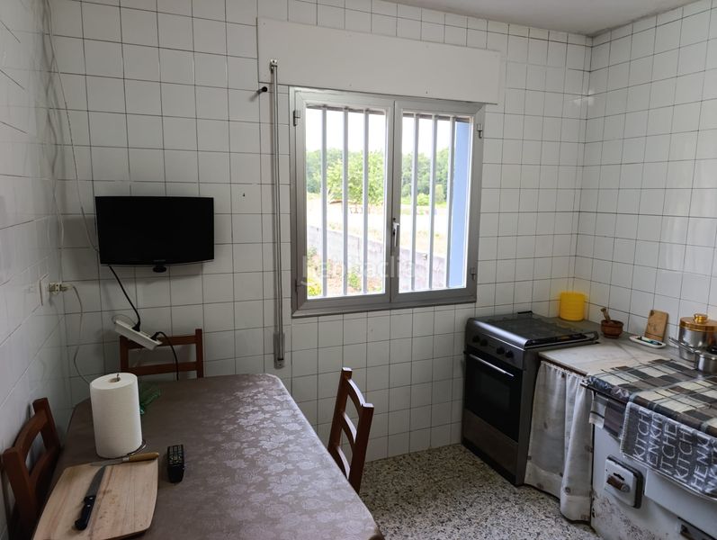 Foto f1ccdba2-ed04-425b-b684-bcdafd9c3059. Casa amb calefacció aparcament a Saviñao (O)