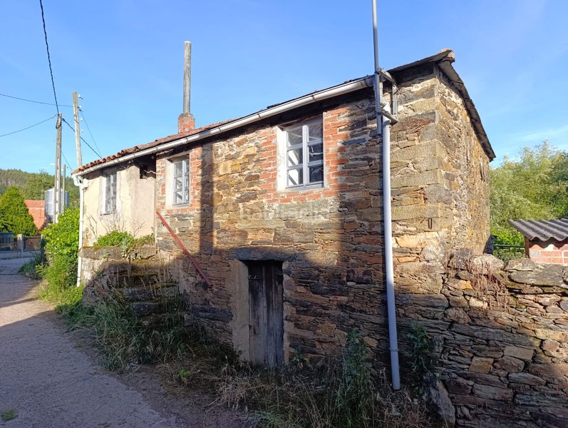 Foto e17b6443-c80b-4971-841d-79ac75f2b323. Casa a Saviñao (O)