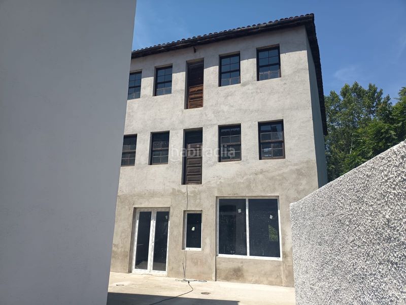 Foto cca2a5ae-f3af-4d50-acc6-aa4043f293ba. Casa amb aparcament a Monforte de Lemos