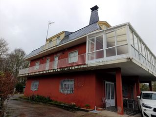 Xalet a Saviñao (O). Casa chalet en escairón