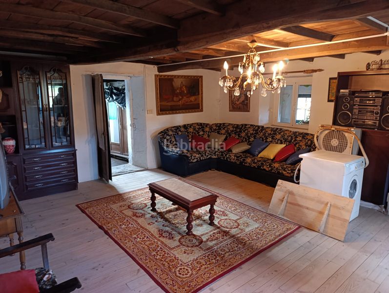 Foto 3c67b7fc-b529-4d0f-a8d5-3a7edd6c84cc. Casa amb xemeneia aparcament a Taboada