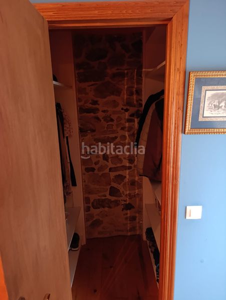 Foto f188ed85-7414-4719-a950-c251d246ea6b. Masia amb calefacció aparcament a Carballedo