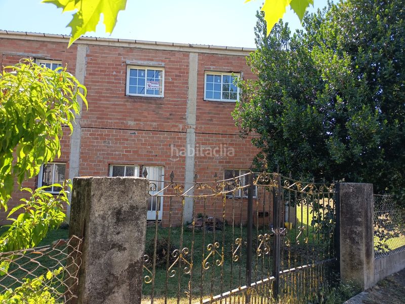 Foto 6a6f7a68-2564-48fb-863f-ac8512fa3bb6. Casa a Pobra do Brollón (A)