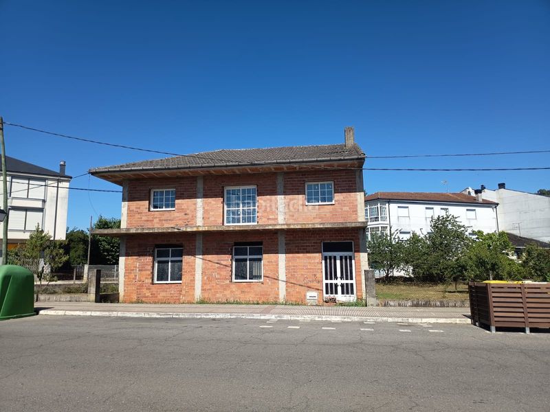 Foto 78cde905-0580-4b01-9051-9509bf250769. Casa a Pobra do Brollón (A)