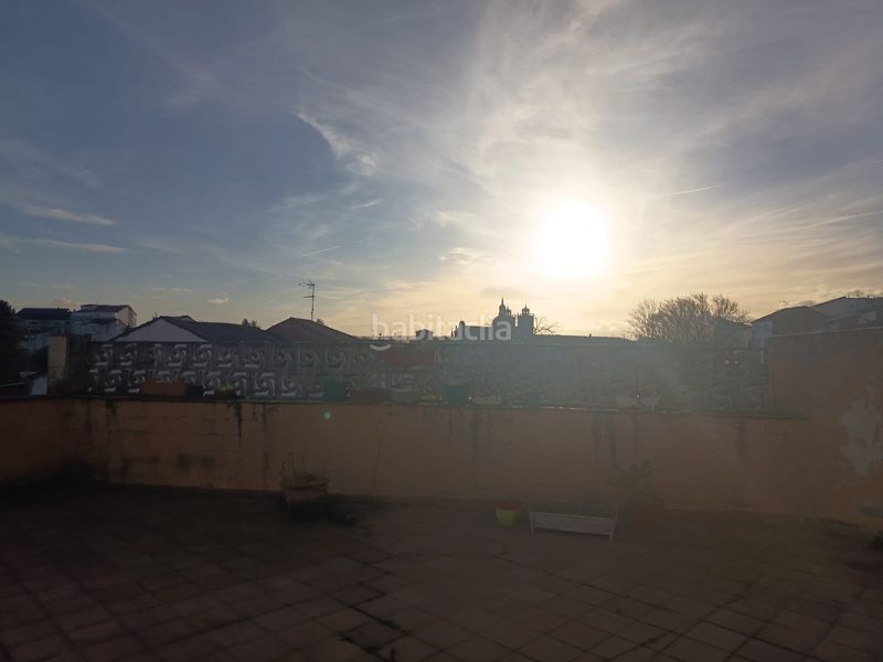Foto 166f3a55-8783-4351-a673-b49390c45ce7. Flat with heating parking in Monforte de Lemos