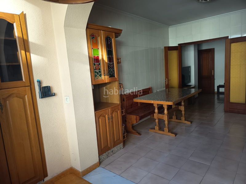 Foto 47caa02f-7053-4d81-9e6d-a01d3b238c15. Flat with heating parking in Monforte de Lemos