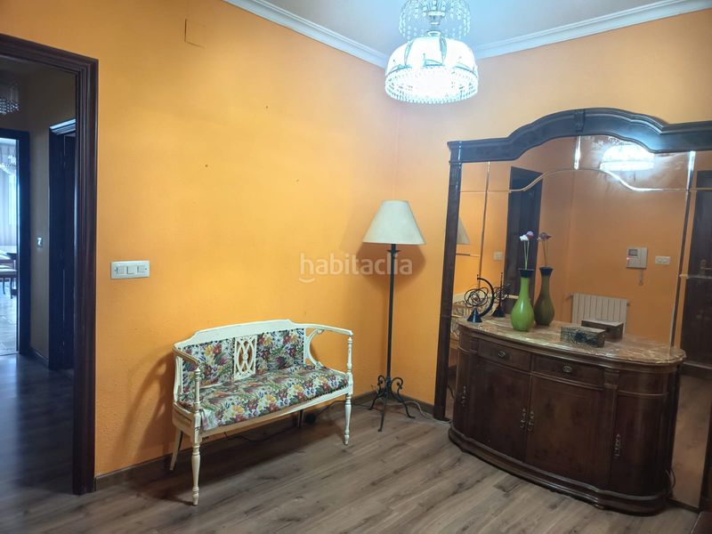 Foto e3377877-1538-4950-858f-cd917d8f3e86. Flat with heating parking in Monforte de Lemos