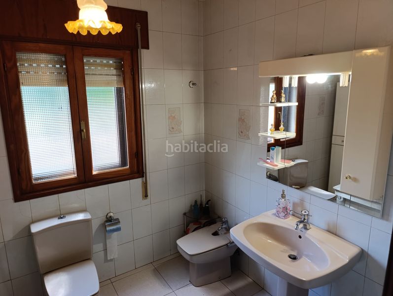 Foto f2aab89d-e666-4542-b266-d96186ab004a. Xalet amb calefacció aparcament a Saviñao (O)
