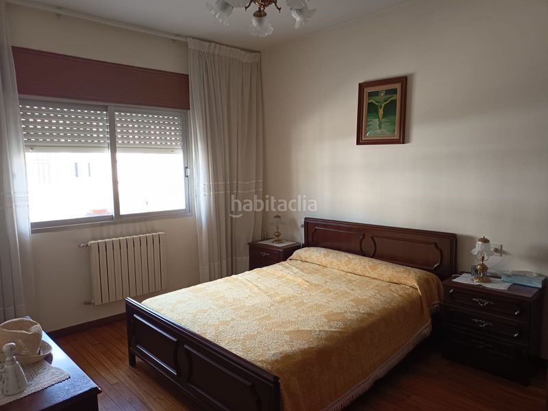 Foto 5622ab0e-fdc4-4677-8174-95bada443a1e. Casa amb calefacció aparcament a Monforte de Lemos