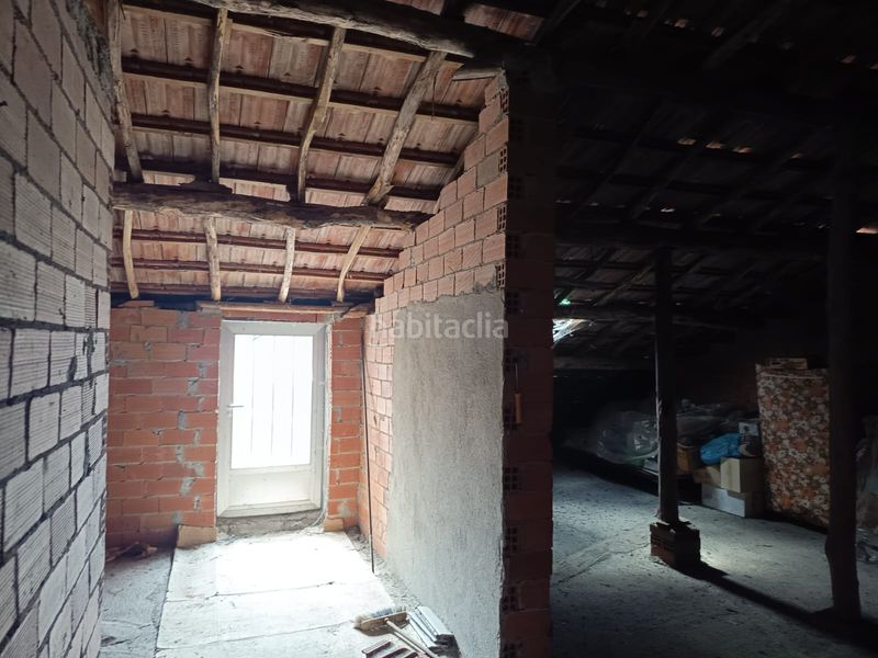Foto a74437eb-1b21-4573-bc97-92d060d21581. Casa amb calefacció aparcament a Monforte de Lemos