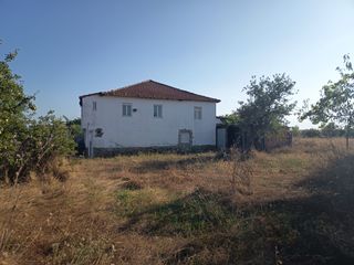 Casa in Monforte de Lemos. Casa de dos plantas con terreno en monforte de lemos