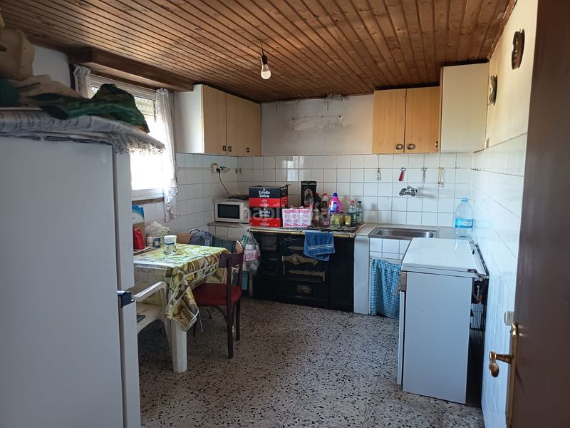 Foto 911462d0-e8f5-442f-b7df-76d9982637f4. Casa amb calefacció aparcament a Monforte de Lemos