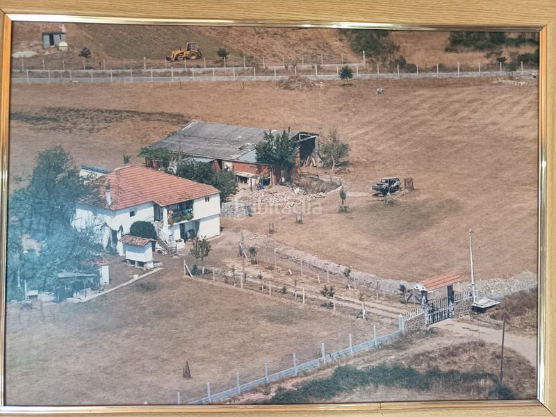 Foto ffd28b11-b515-444a-9b18-0a9e6f6cce15. Casa amb calefacció aparcament a Monforte de Lemos