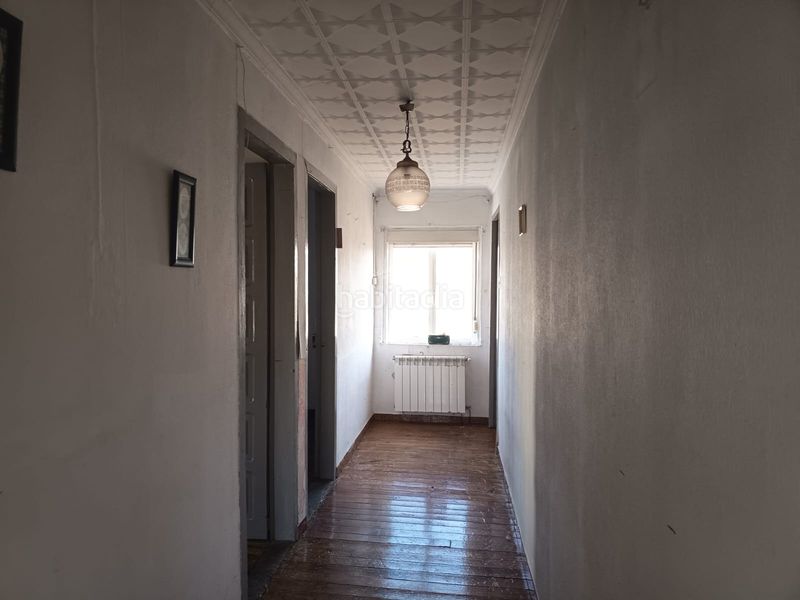 Foto bb5d1907-3be2-44ae-945f-4d26e458ad67. Casa amb aparcament a Monforte de Lemos